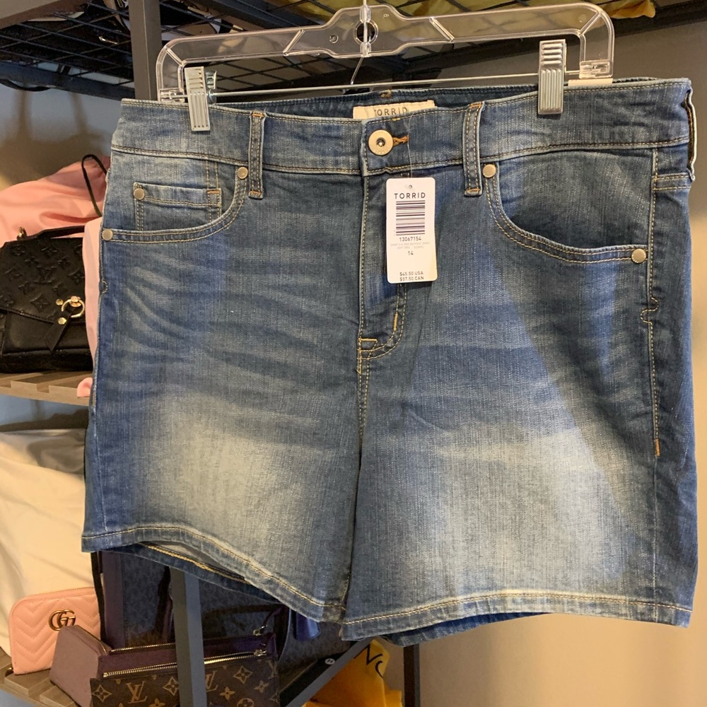 COPY - Torrid Bermuda Shorts
